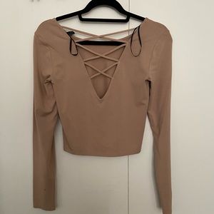 Long sleeve crop
